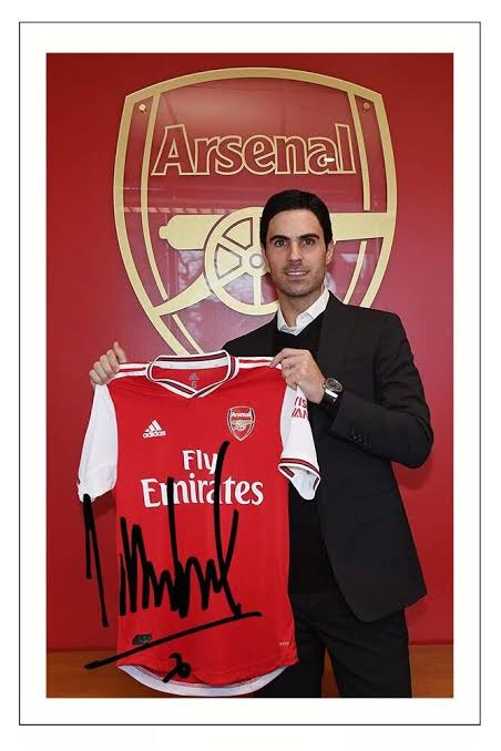 Fabrizio Romano gives the latest as Mikel Arteta eyes a deal no one saw coming 😱